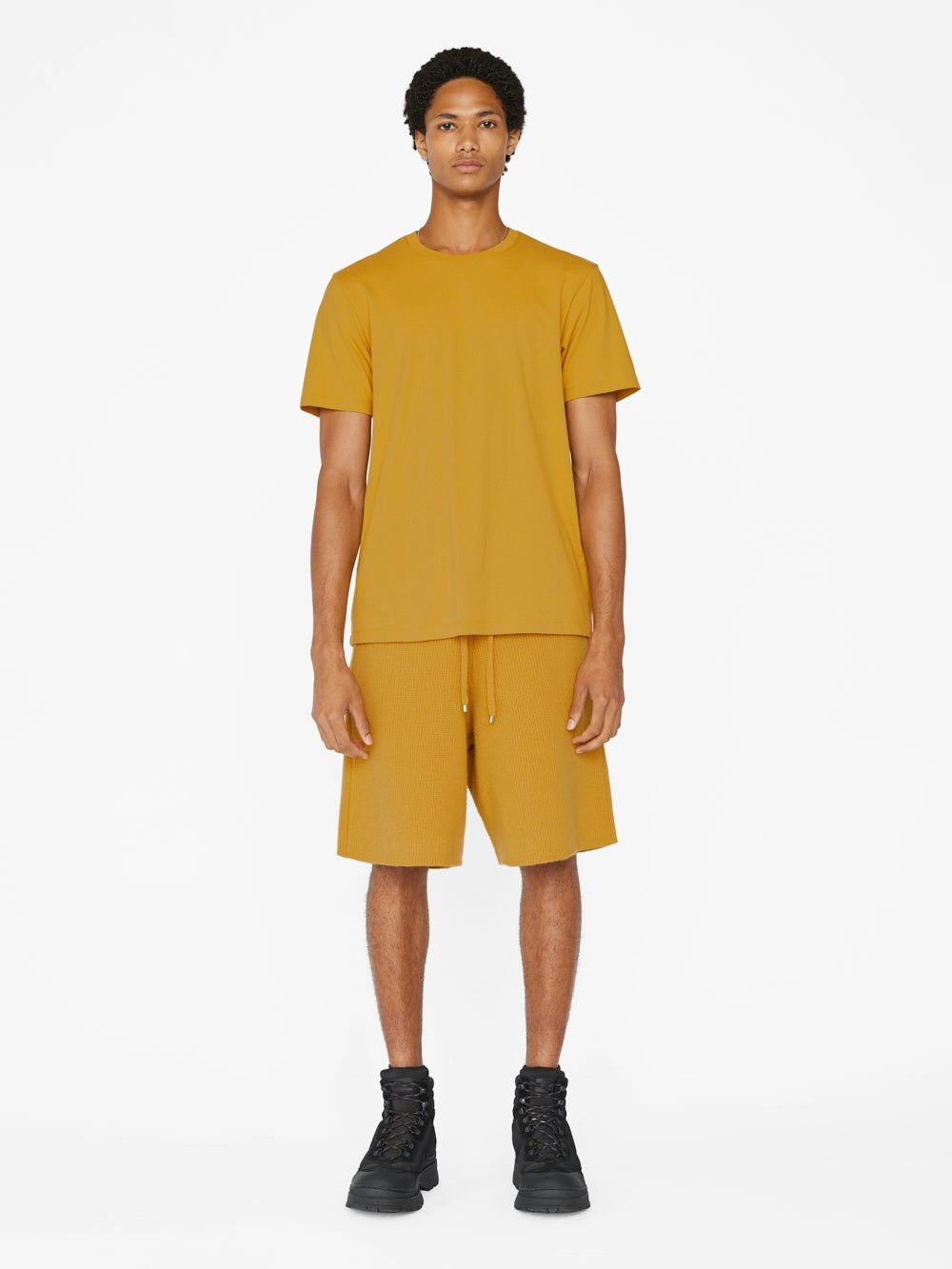tee full body view